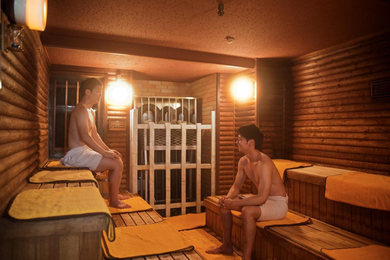 Shinjuku Kuyakusho-mae Capsule Hotel Tokyo Bagian luar foto