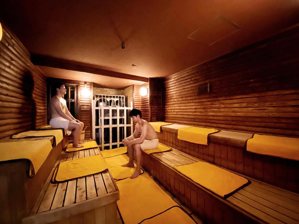 Shinjuku Kuyakusho-mae Capsule Hotel Tokyo Bagian luar foto