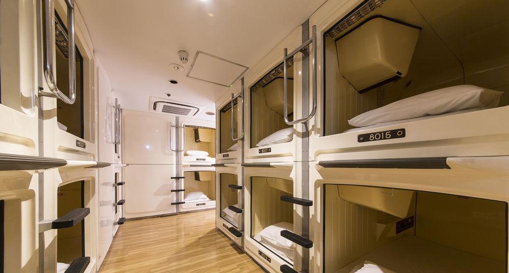 Shinjuku Kuyakusho-mae Capsule Hotel Tokyo Bagian luar foto