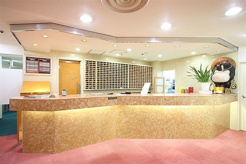 Shinjuku Kuyakusho-mae Capsule Hotel Tokyo Bagian luar foto